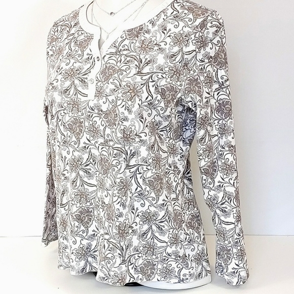 croft & barrow Tops - Croft&Barrow Stretchy Floral Long Sleeve Henley Top SZ L